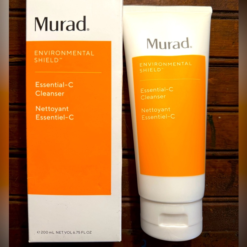 MURAD Essential-C Foaming Gel Cleanser - LARGE SIZE - NEW IN BOX ✨